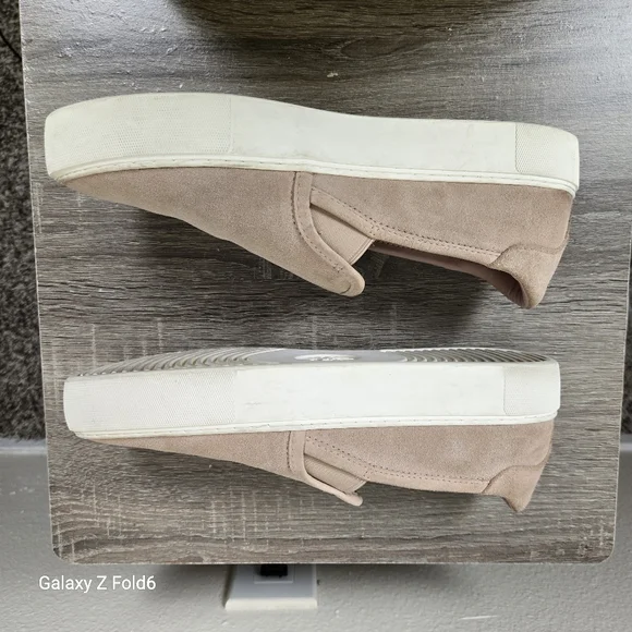 UGG Women’s Slip-On Sneakers Size 11 Pink Suede Casual Comfort Loafers Flats - Picture 4 of 9